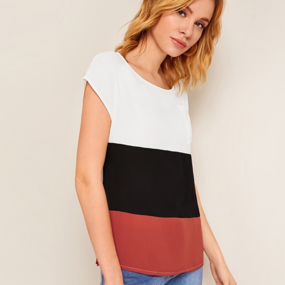 ❗️LIMITED❗️QUANTITY❗️Pocket Patched Colorblock Top - Picture 5 of 6